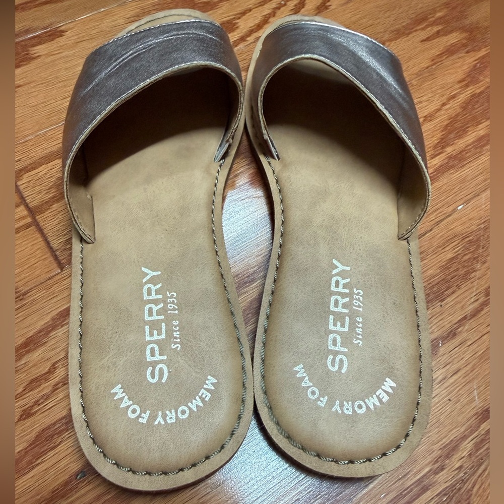 Sperry Women's Rose Gold Slide Sandals - Picture 3 of 6